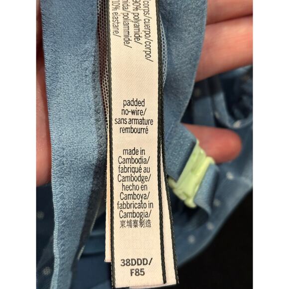 Victoria’s Secret 38DDD padded, wireless blue lace bra - Picture 5 of 6